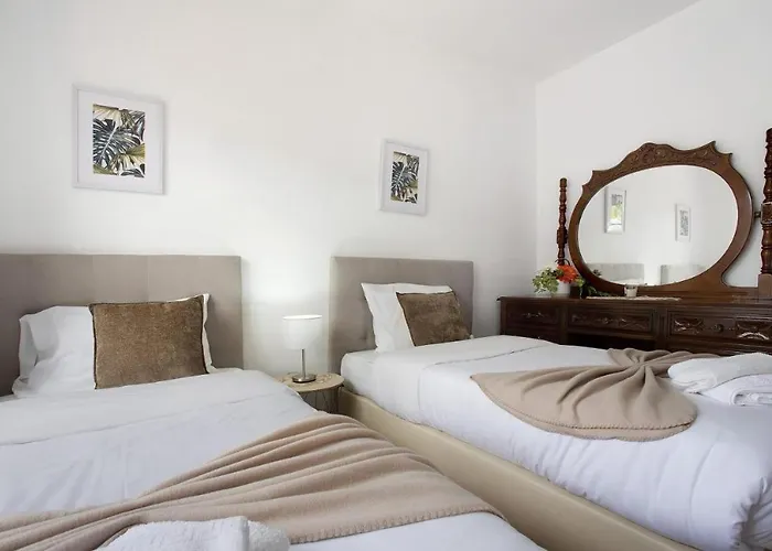 Casa Do Tio Inacio Holiday home Santana (Madeira)